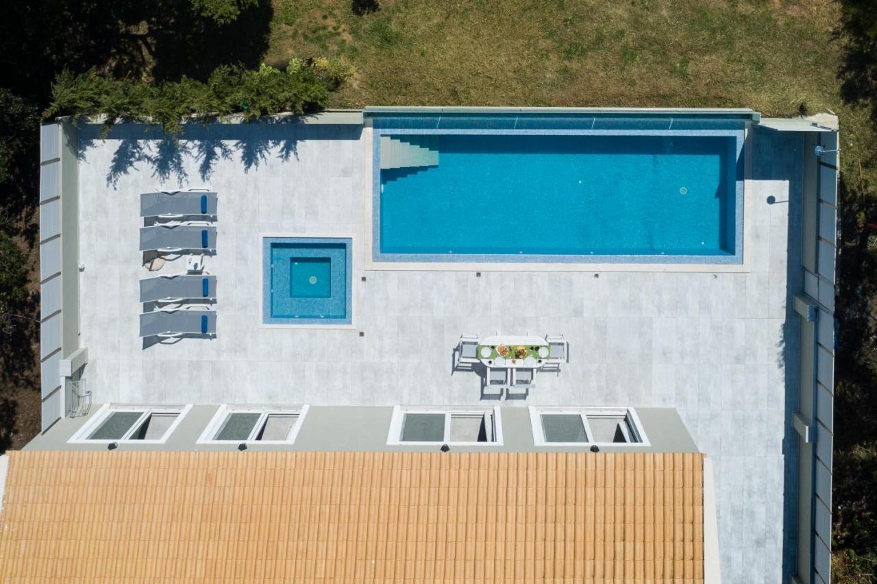 Villa Alonaki Bay Halikounas Екстер'єр фото